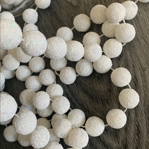 Vintage vintner frost Christmas holiday garland 9’ - Picture 3 of 3